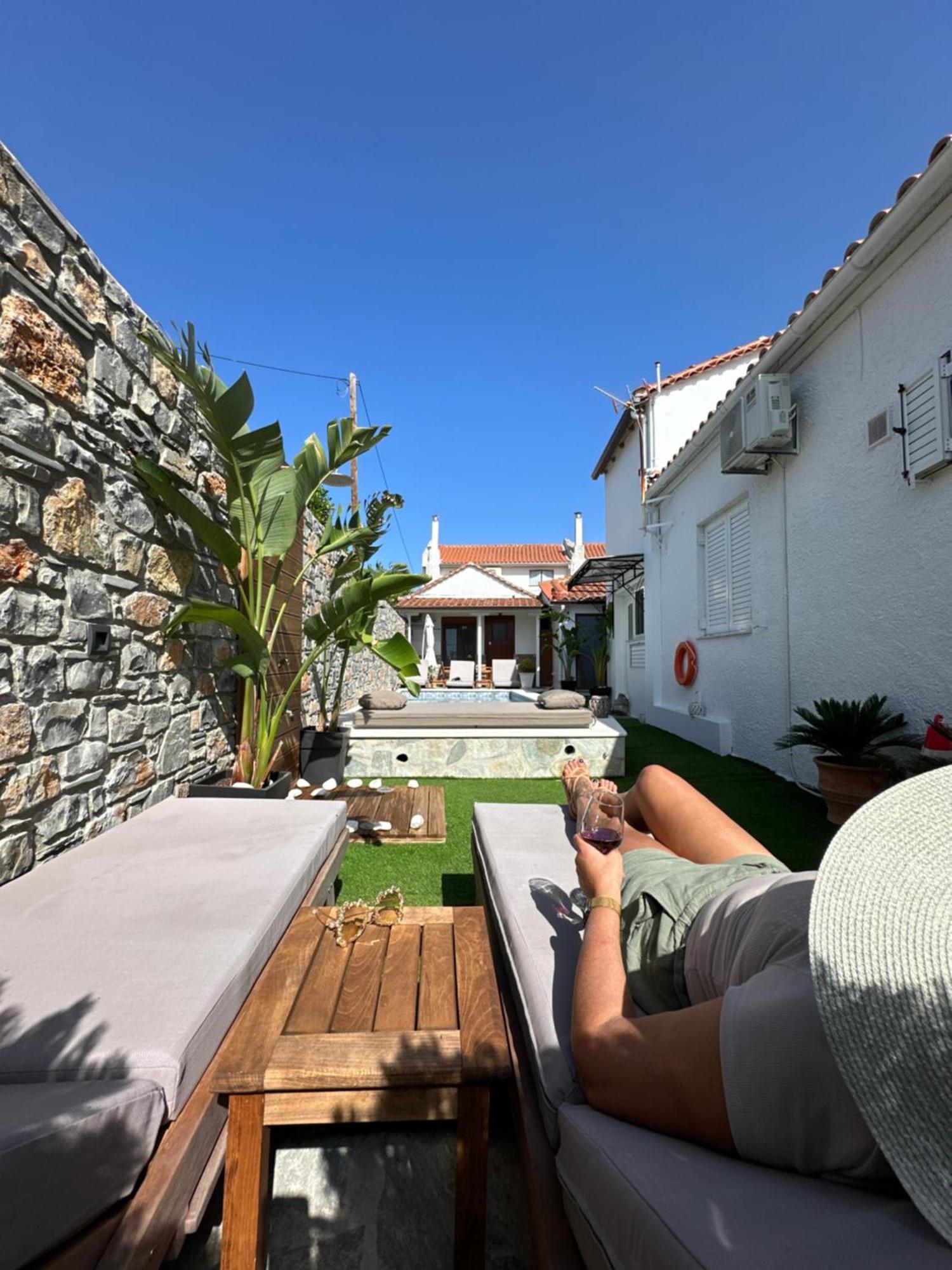 Del Sol Suites Skiathos by Eksteriør billede