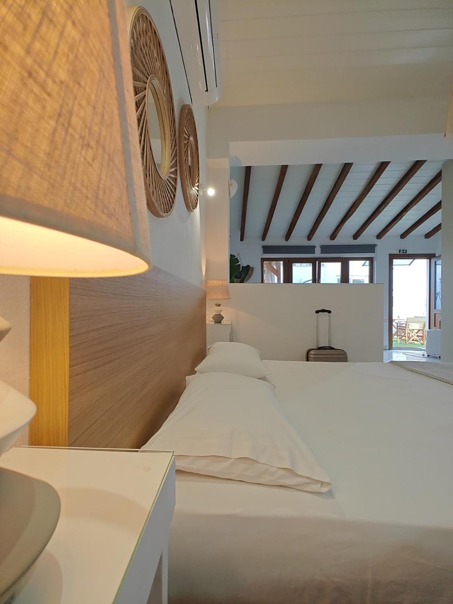 Del Sol Suites Skiathos by Eksteriør billede