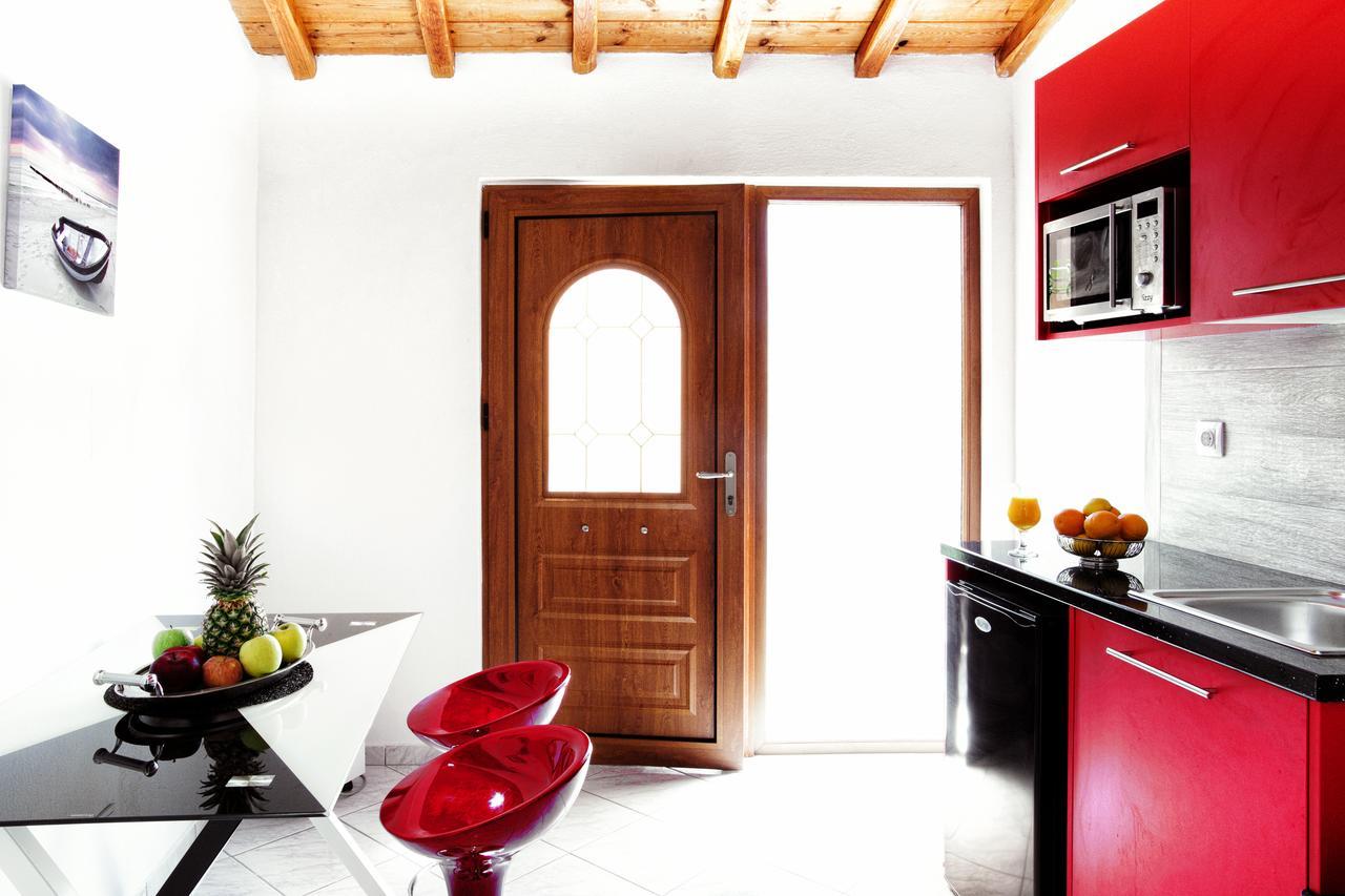 Del Sol Suites Skiathos by Eksteriør billede