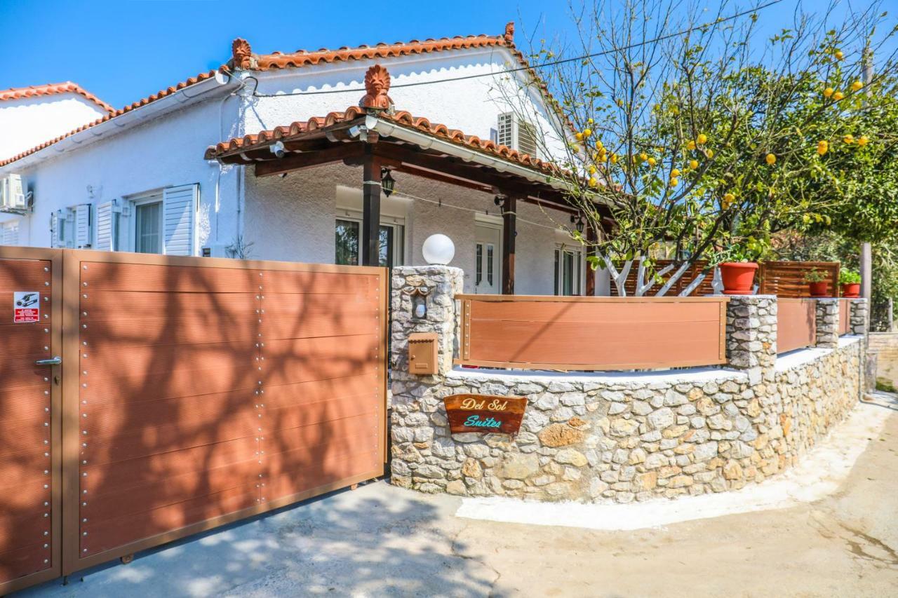 Del Sol Suites Skiathos by Eksteriør billede